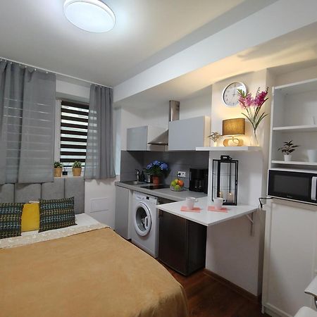 Hollidays Centrum Apartments Warszawa Eksteriør billede